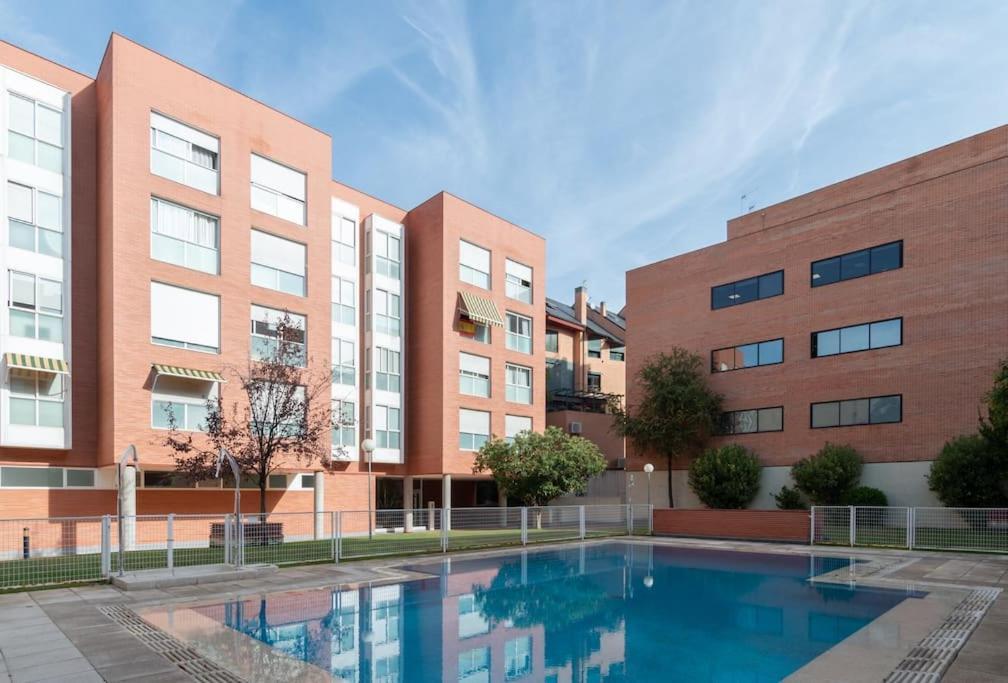 Апартаменты Vivienda Con Zona De Trabajo, Piscina Y Parking Мадрид Экстерьер фото